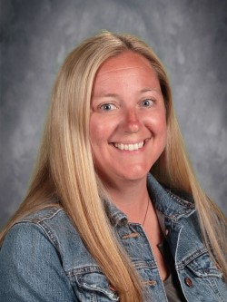 Amber Appleton : High School Secretary