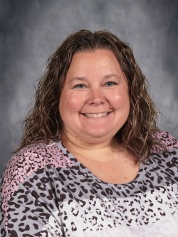 Nicole Lyle : KG Teacher