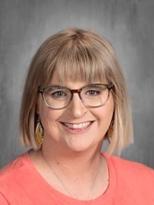 Sarah Nibert : Special Services